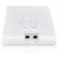 Точка доступа Ubiquiti UAP-AC-M-PRO-EU вид сзади порты Ethernet PoE